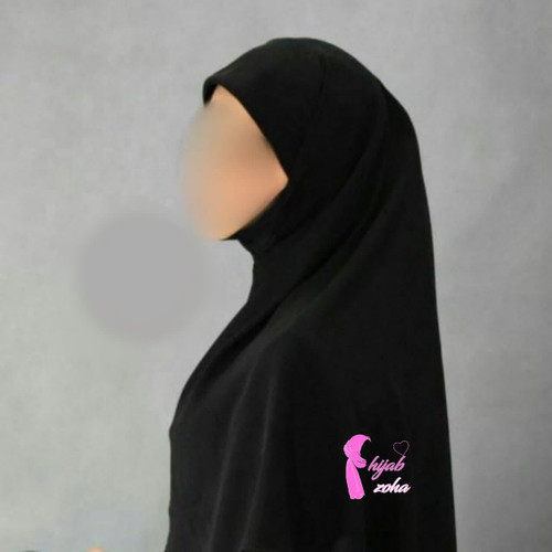 مقنعه چونه دار رنگ مشکی قواره بزرگ جنس کرپ
