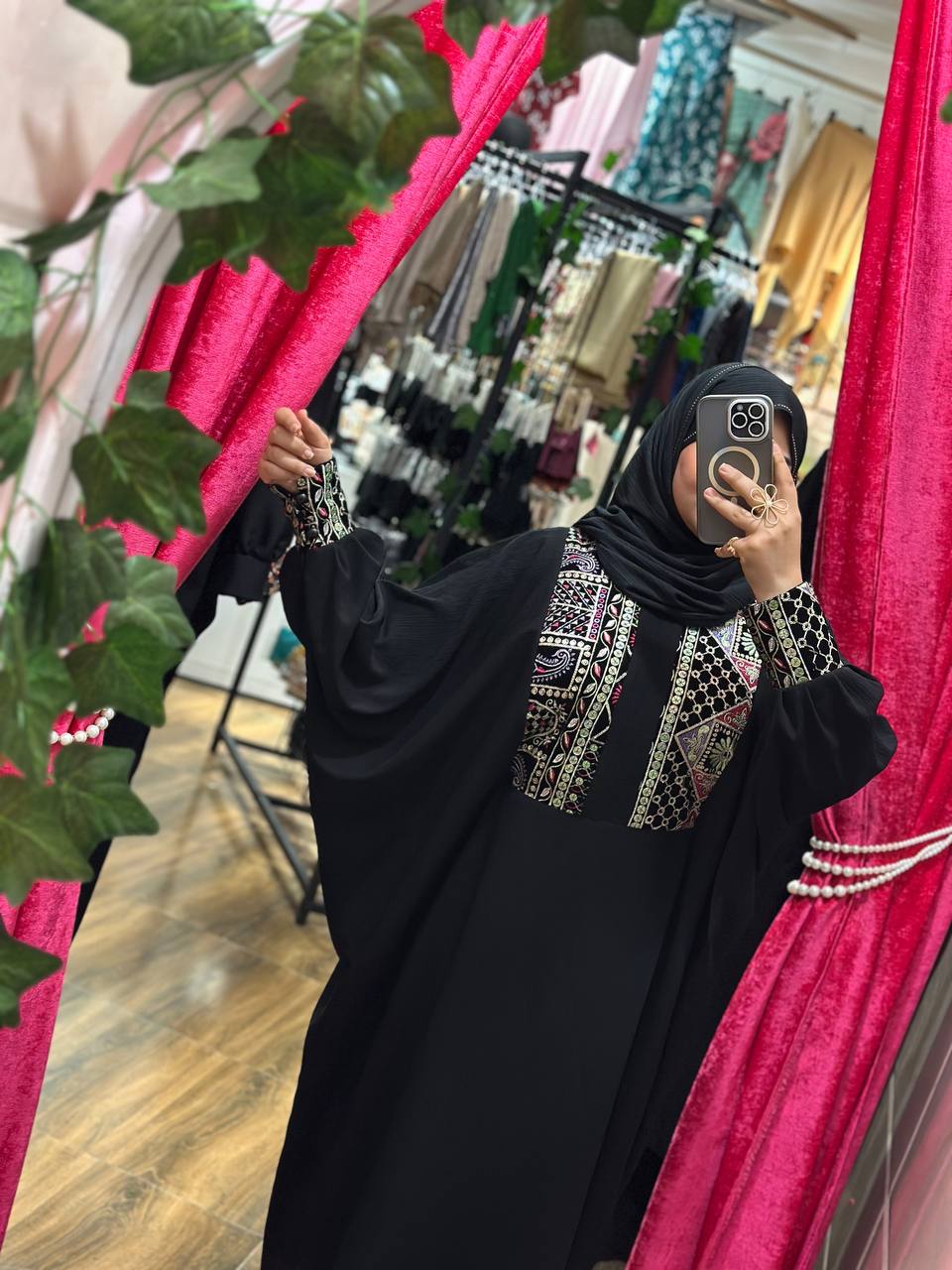 عبا تابان جنس کریشه