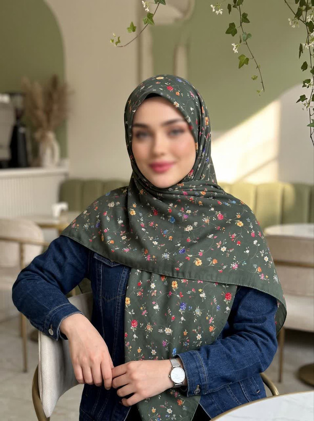 روسری نخی گلگلی